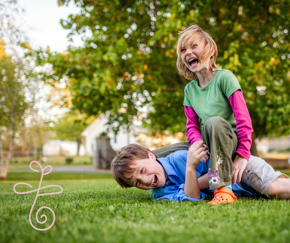 Kraftwege: Kinesiologie im Freien - Gruppenbalance für Erwachsene Kinder haben Freude und lernen neues
